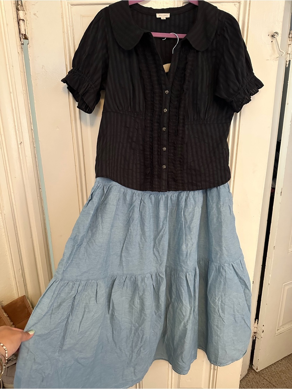 Anthropologie Black Ruffled Button-Front Women's Top size L nwot - Picture 6 of 10